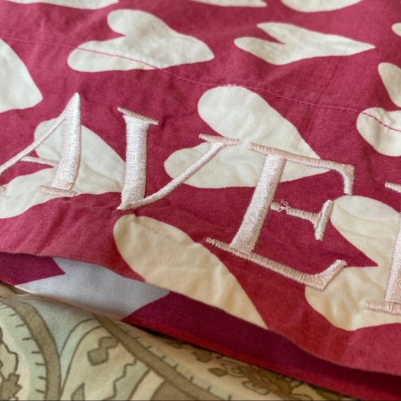 “Avery” monogram Pottery Barn Teen Queen Sweetheart pillowcase - Picture 5 of 7